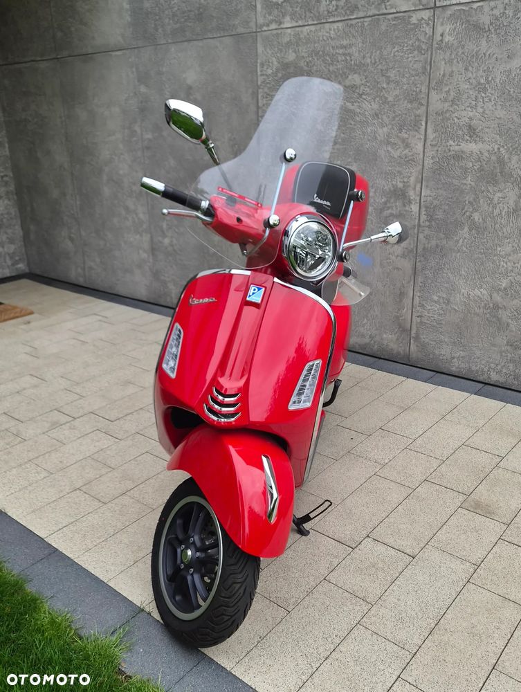 Vespa GTS - 2