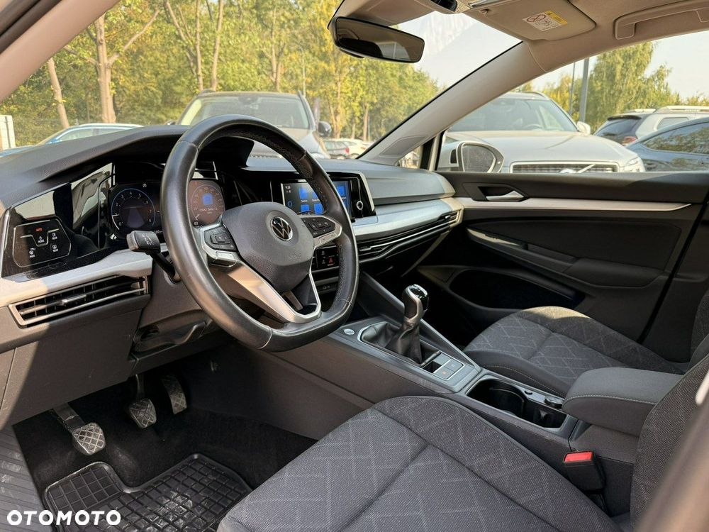 Volkswagen Golf VIII 1.5 TSI EVO Life - 9