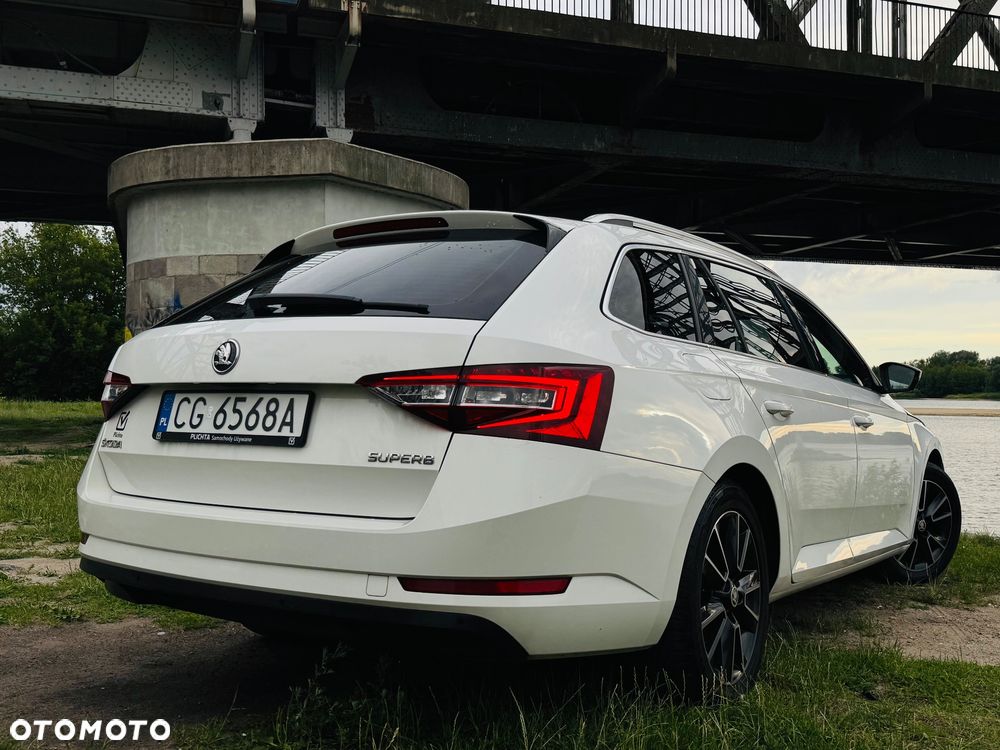 Skoda Superb 2.0 TDI Ambition DSG - 10