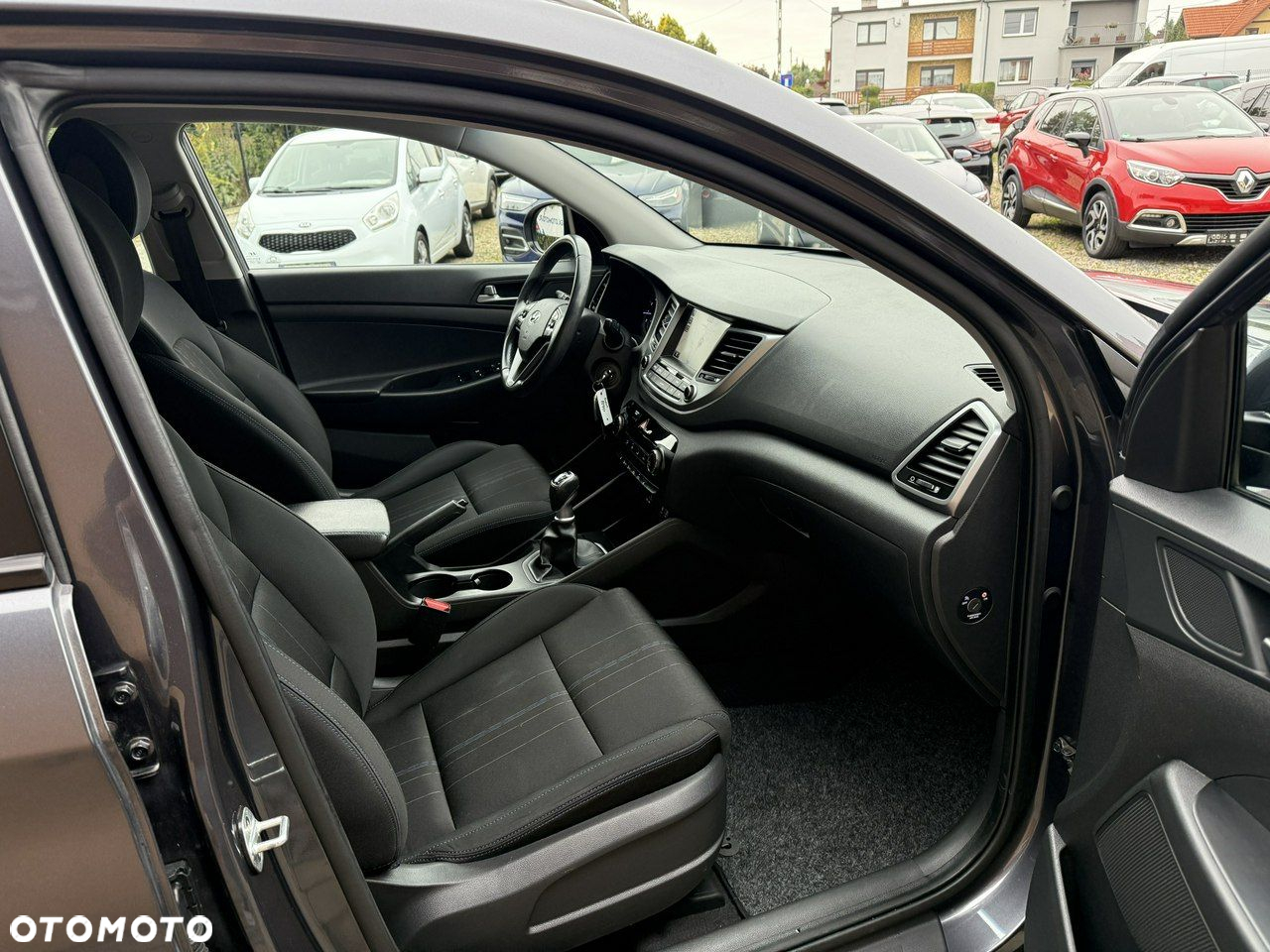 Hyundai Tucson 1.6 GDI BlueDrive Classic 2WD - 23