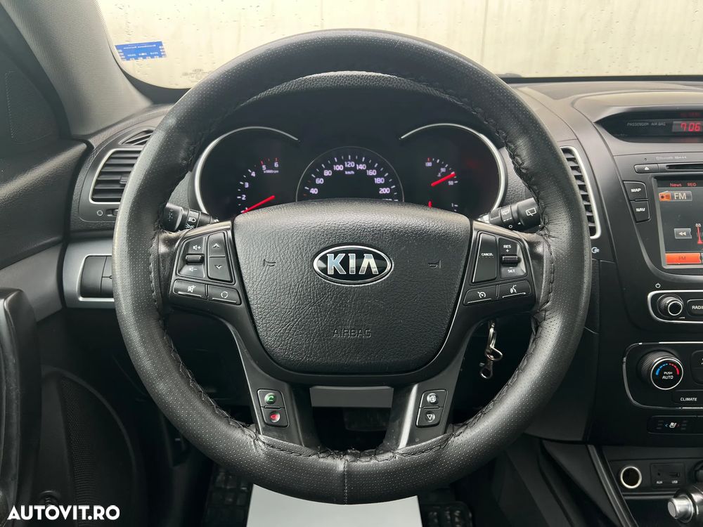 Kia Sorento 2.2 DSL 4x4 Aut. Classic - 15