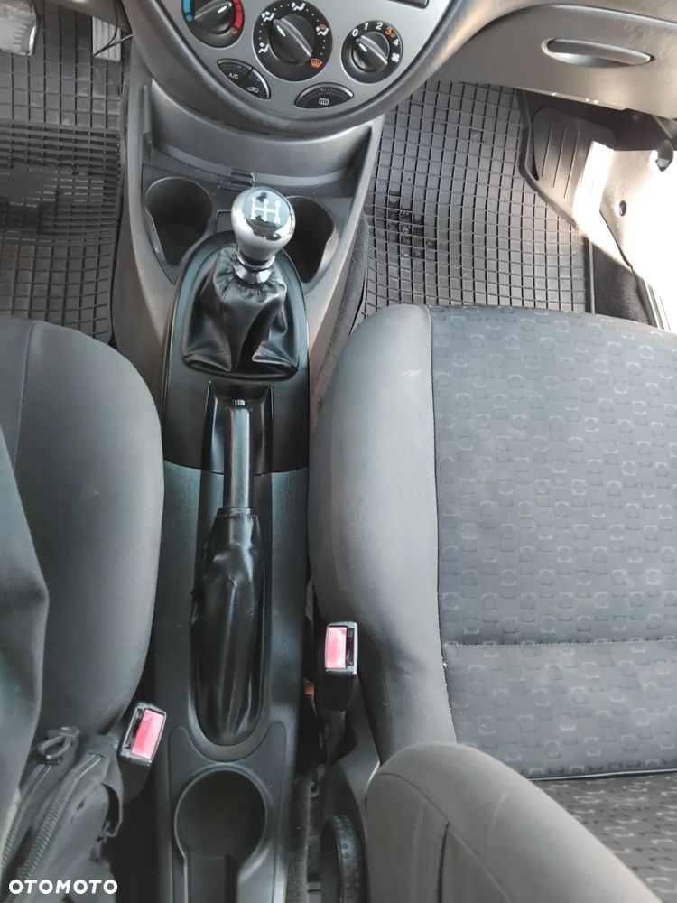 Ford Focus - 7