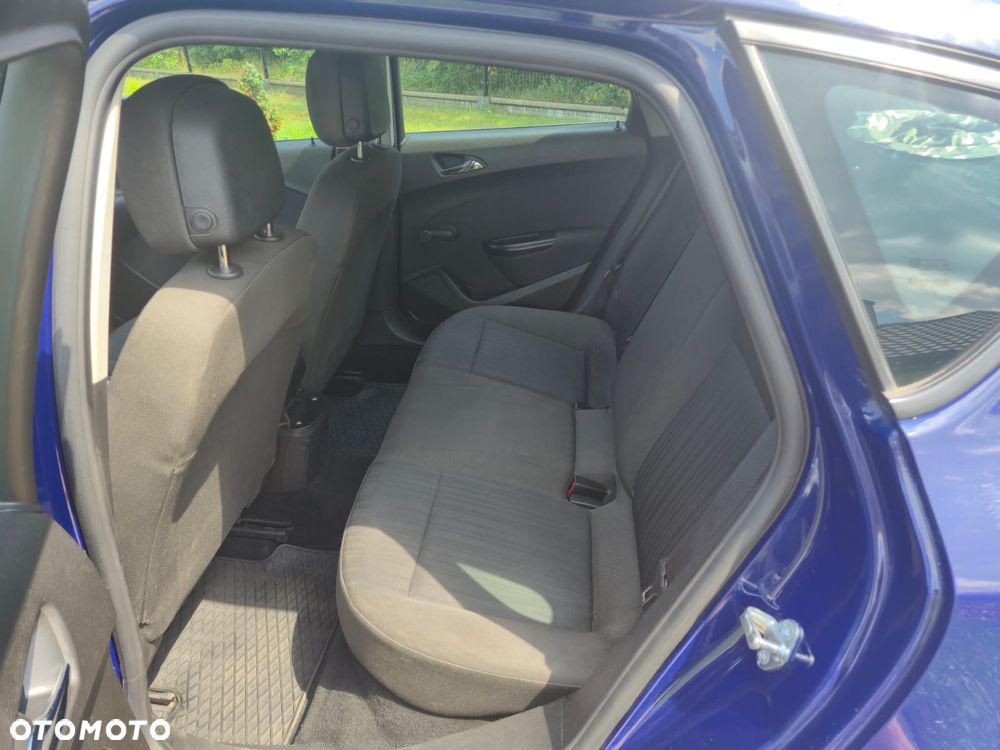 Opel Astra - 17