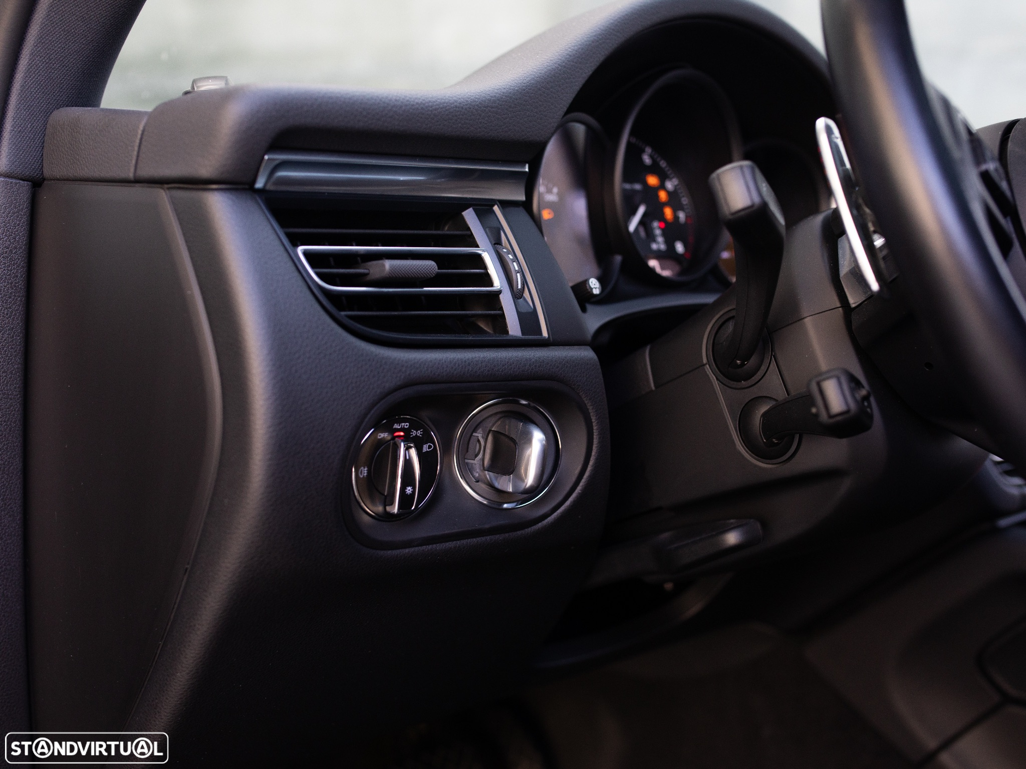 Porsche Macan Standard - 29