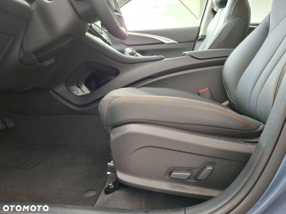 BYD Sealion 5 - 15
