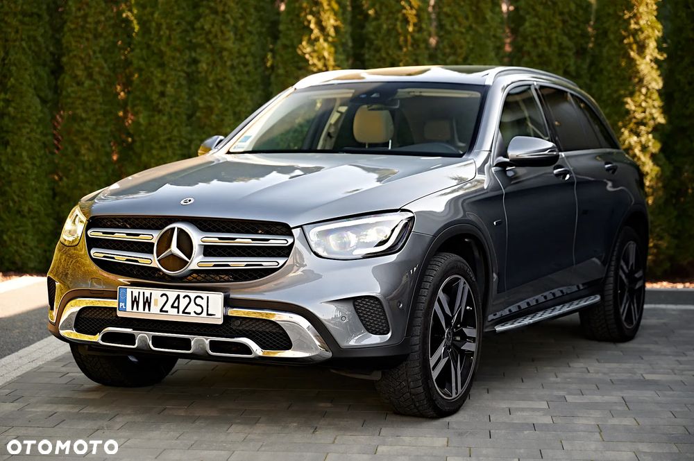 Mercedes-Benz GLC 300 e 4-Matic Business Edition - 4