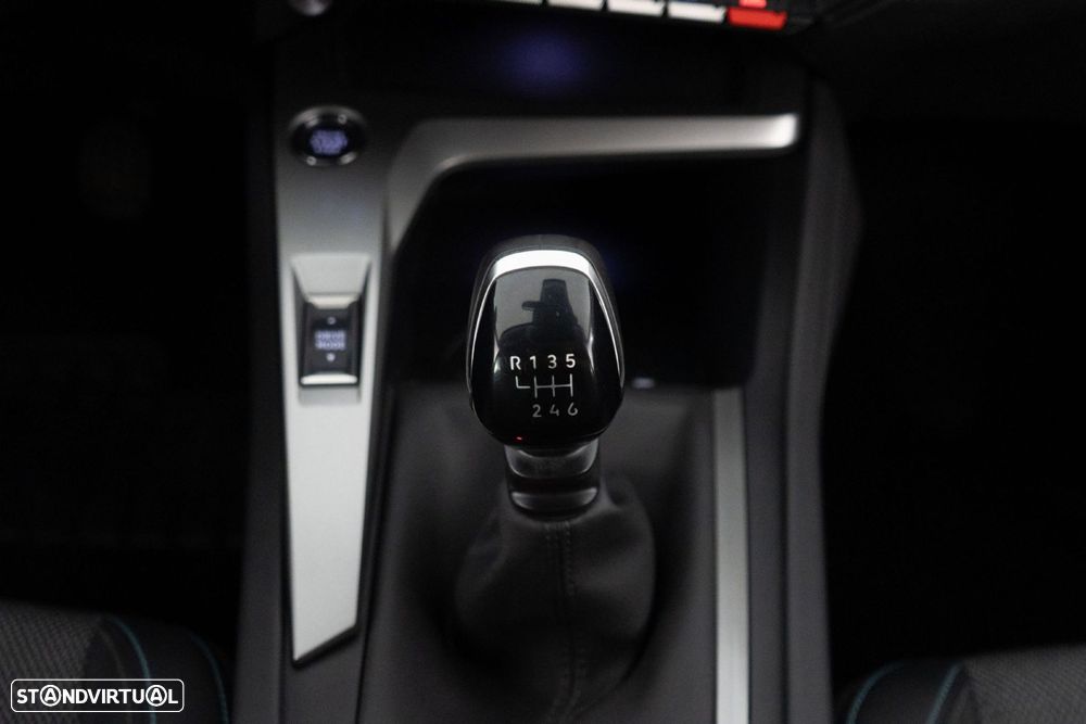Peugeot 308 1.2 PureTech Allure Pack - 12