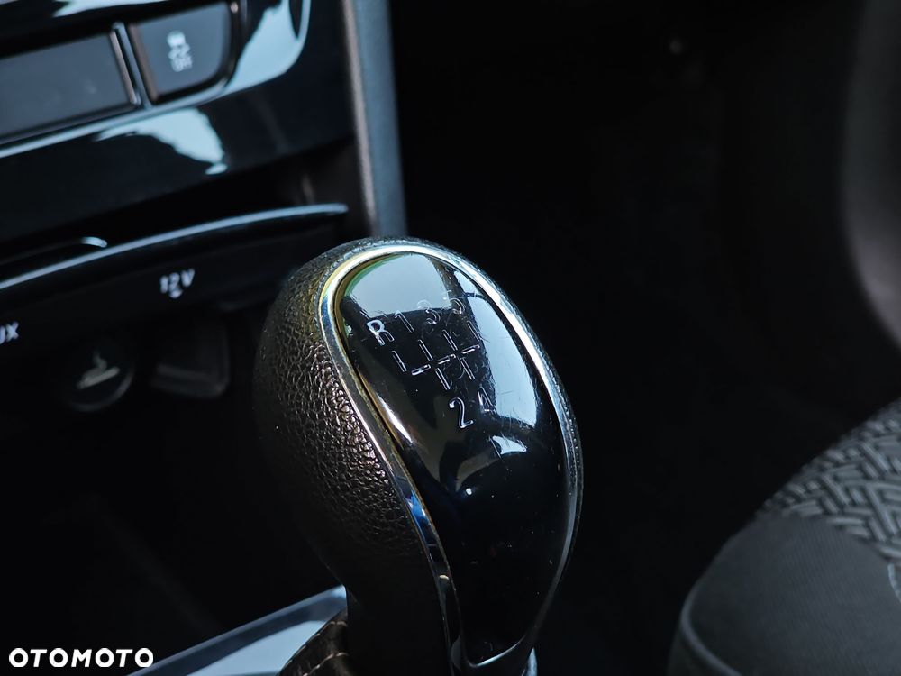 Opel Mokka X 1.6 Essentia S&S - 25