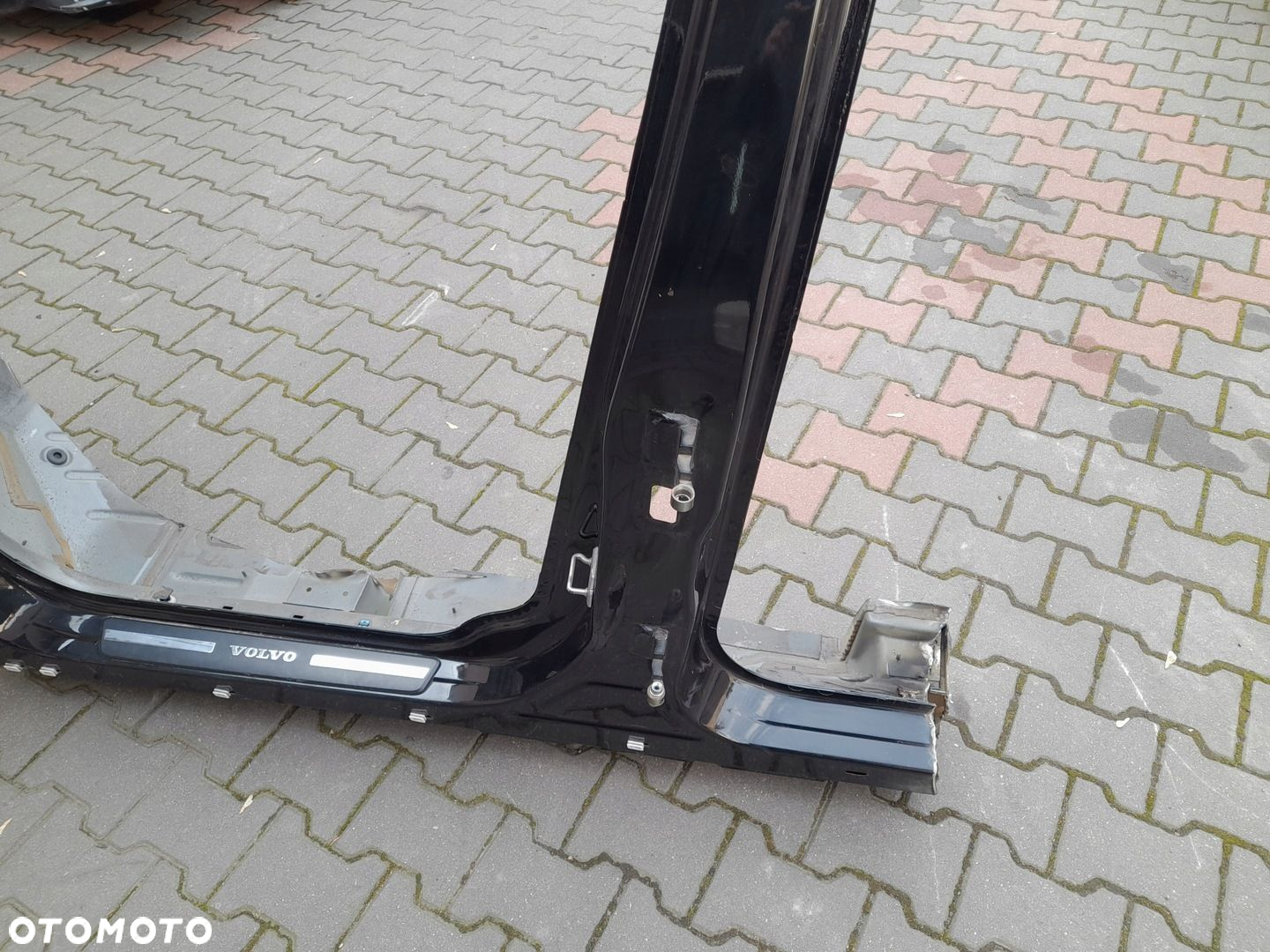 PRÓG LEWY SŁUPEK VOLVO XC60 2008- 2017R W-WA - 2