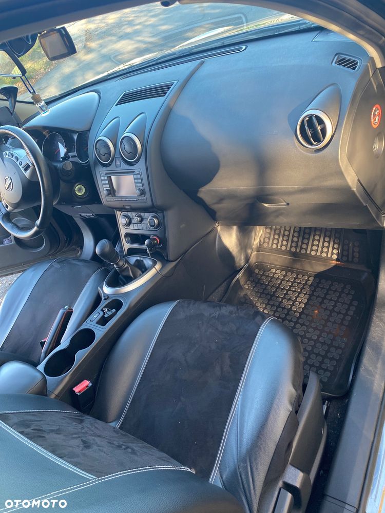 Nissan Qashqai+2 2.0 Tekna - 24
