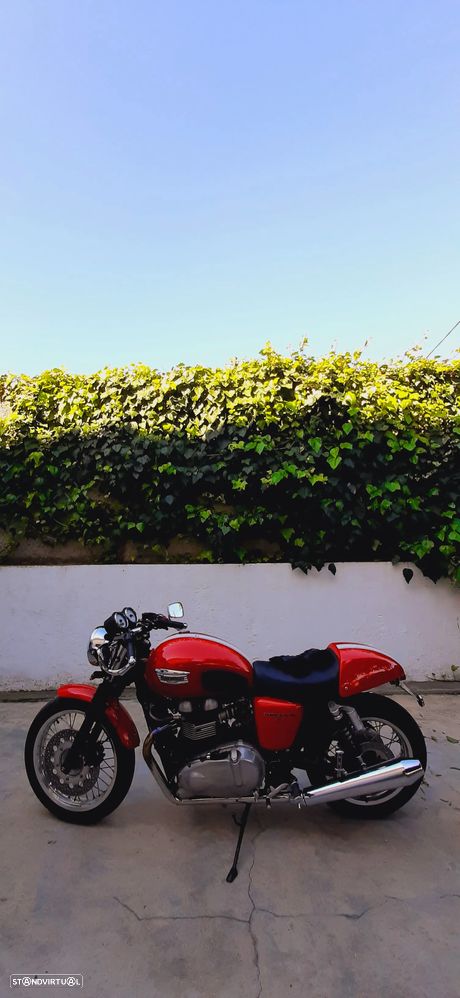 Triumph Thruxton - 4
