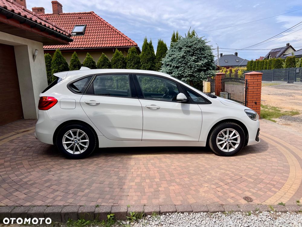 BMW Seria 2 218d Advantage - 32