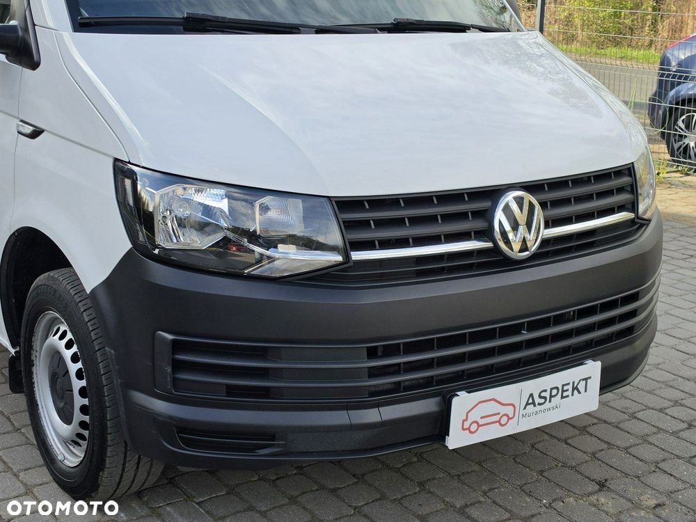 Volkswagen Transporter - 2