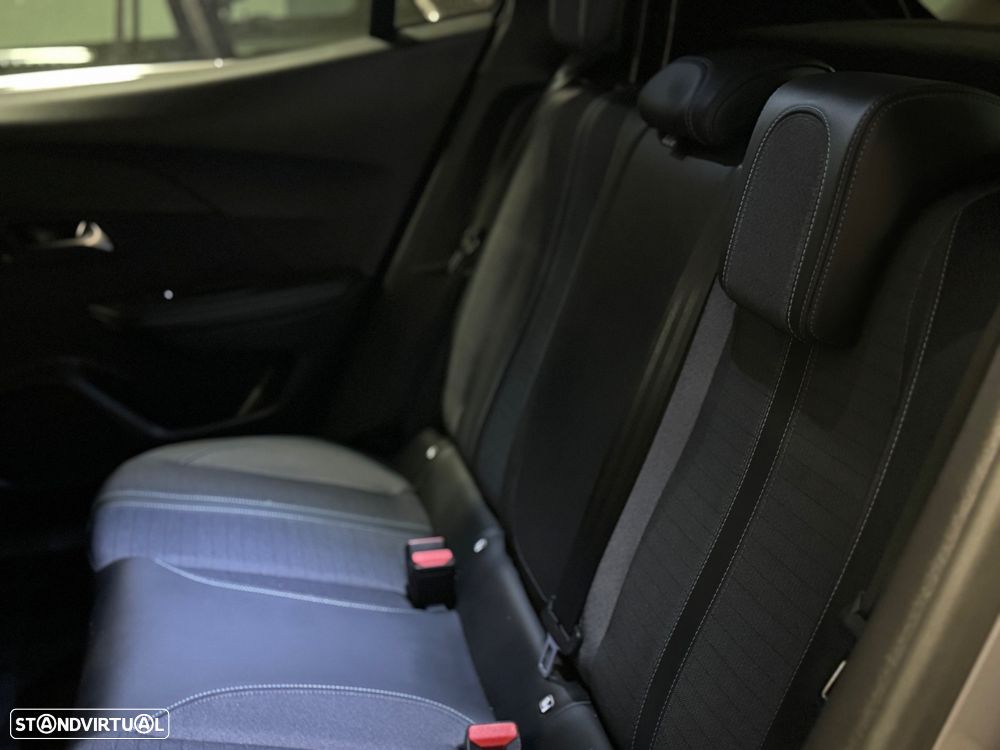 Peugeot 2008 1.2 PureTech Allure Pack EAT8 - 14