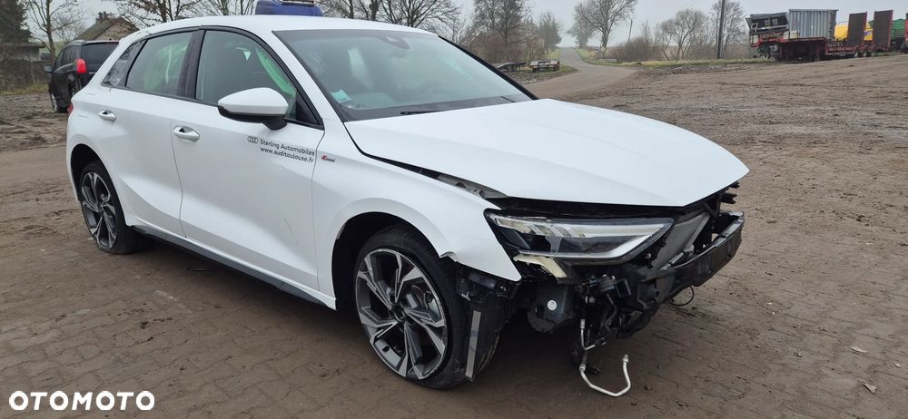 Audi A3 Sportback - 3