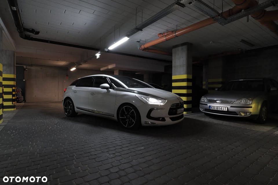 Citroën DS5 2.0 BlueHDi SportChic EAT6 - 5
