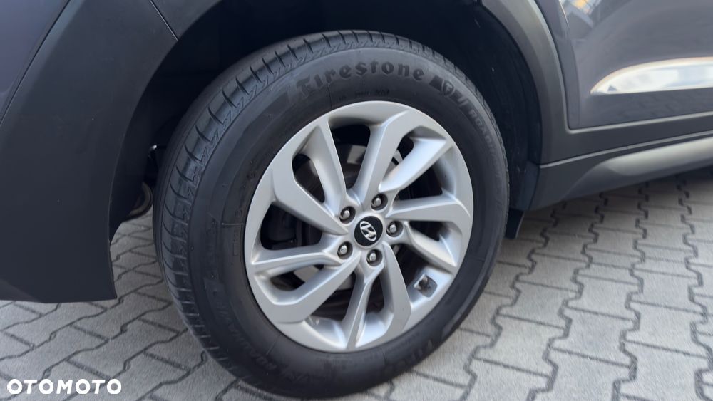 Hyundai Tucson 1.7 CRDI BlueDrive Comfort 2WD - 20
