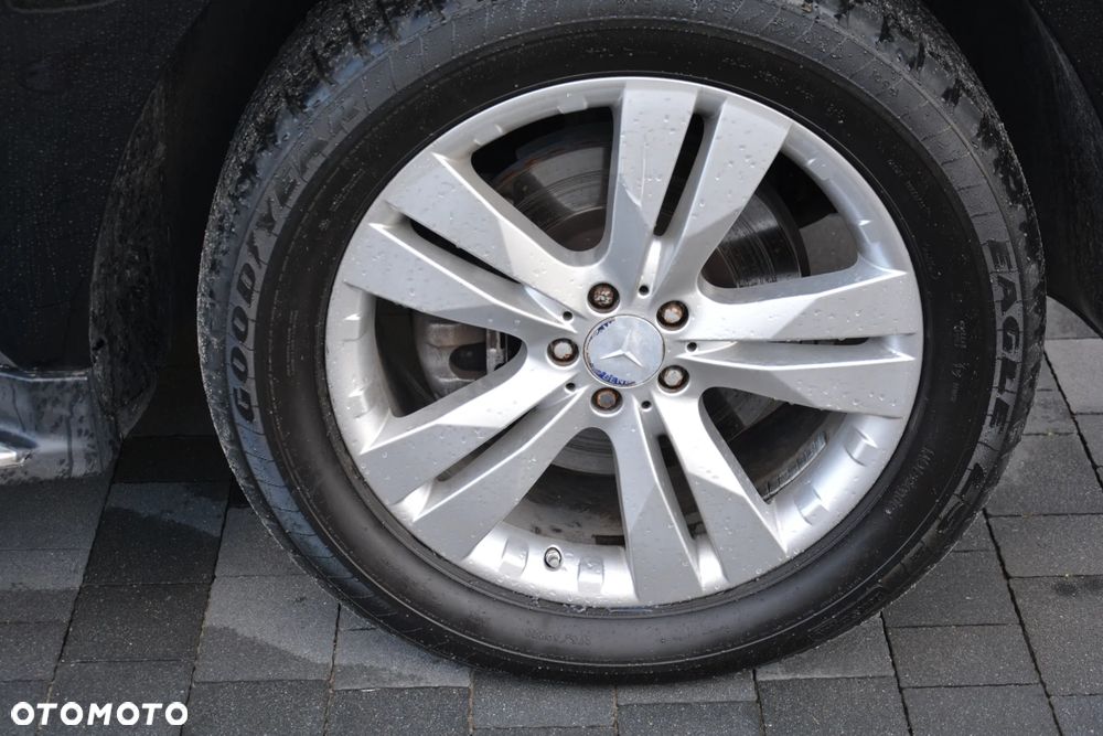 Mercedes-Benz GL 350 BlueTEC 4Matic 7G-TRONIC - 7