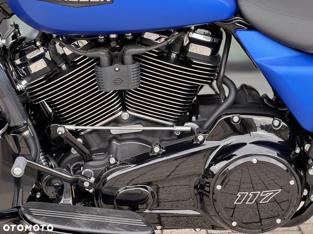 Harley-Davidson Touring Street Glide - 17