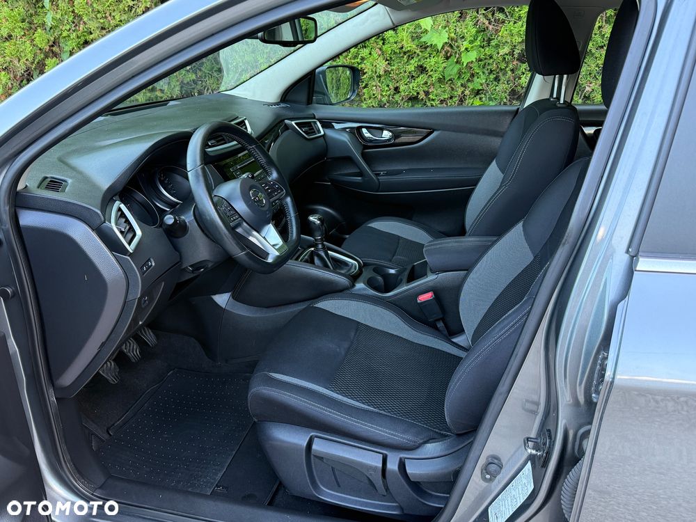 Nissan Qashqai - 12