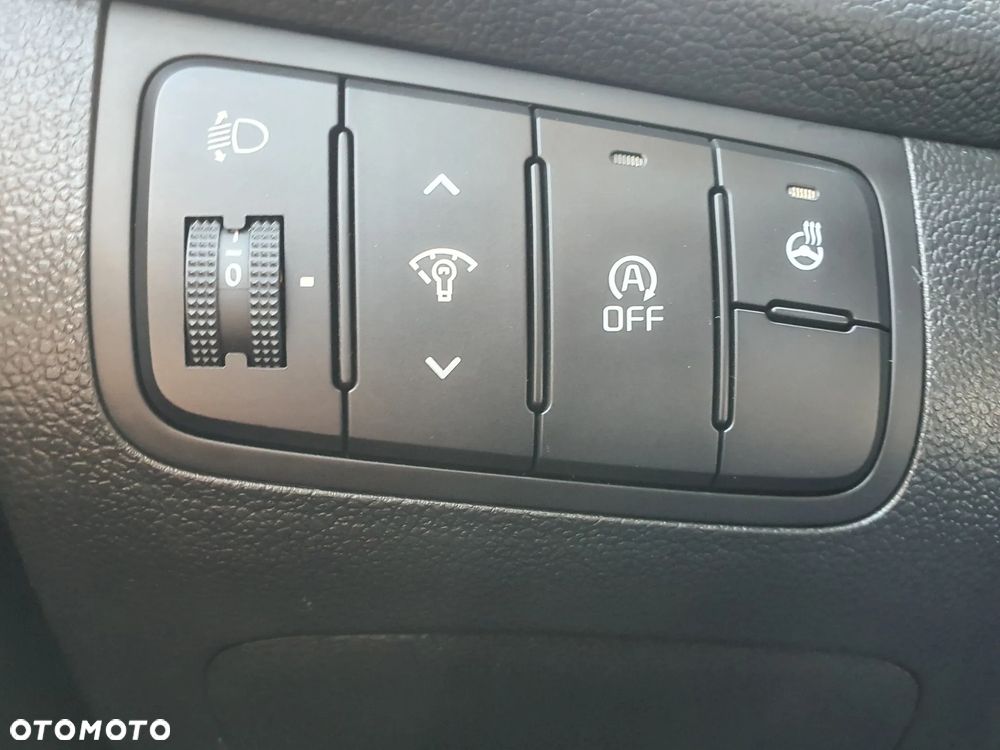 Kia Ceed 1.4 CVVT Dream-Team Edition - 26