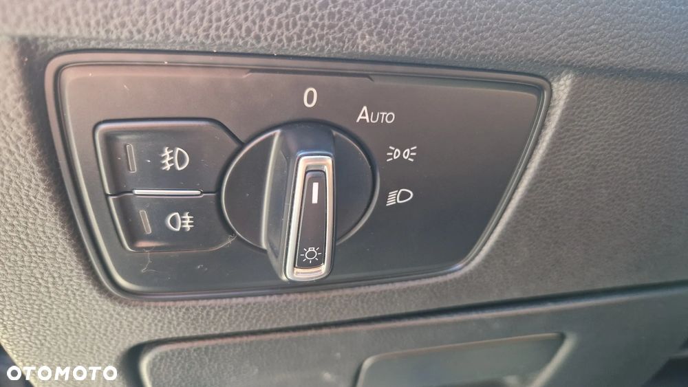 Volkswagen Passat - 17