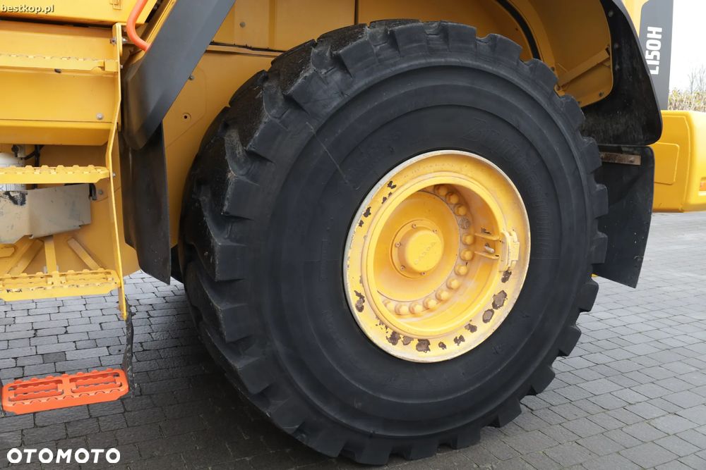 Volvo L150H - 26