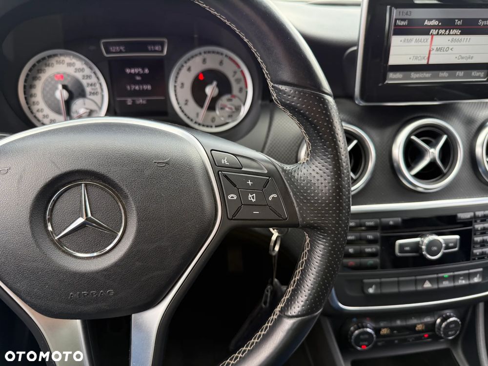 Mercedes-Benz Klasa A 180 (BlueEFFICIENCY) AMG Sport - 16