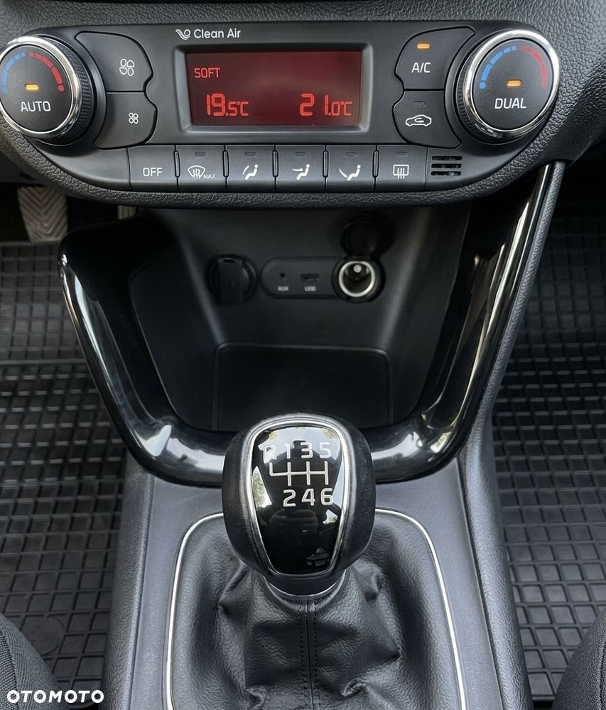 Kia Ceed 1.6 CRDi XL - 14