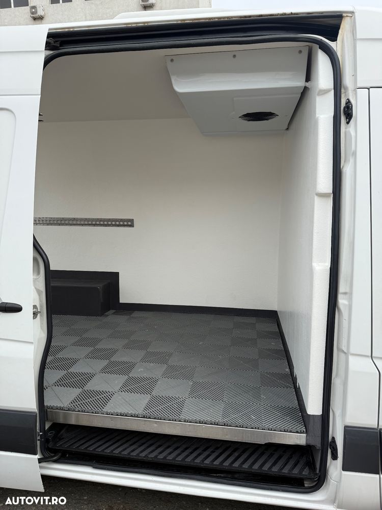 Volkswagen CRAFTER - 2