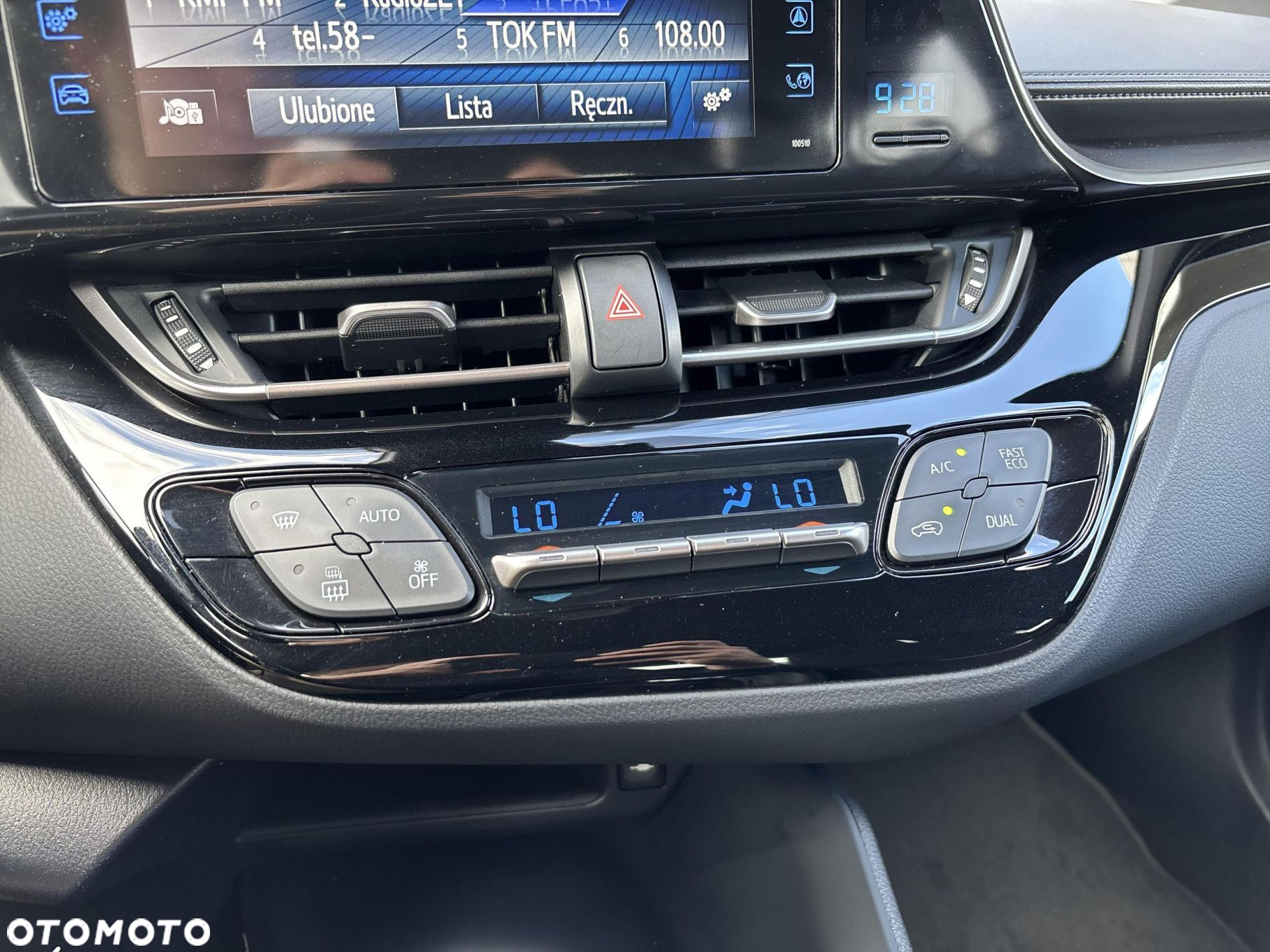 Toyota C-HR 1.2 T GPF Premium - 24