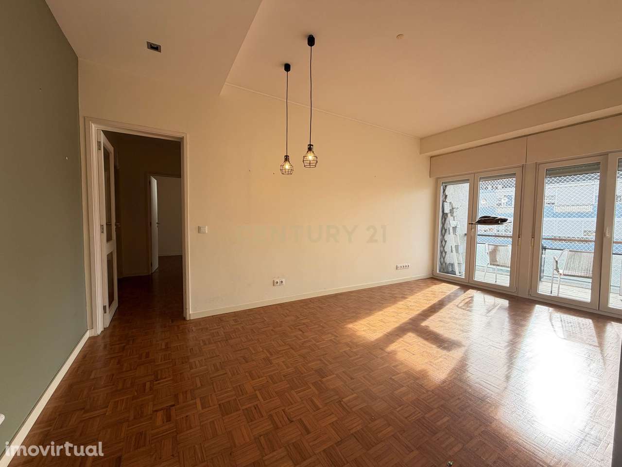 T2 Remodelado com Varandas em São Domingos de Benfica - Grande imagem: 3/20