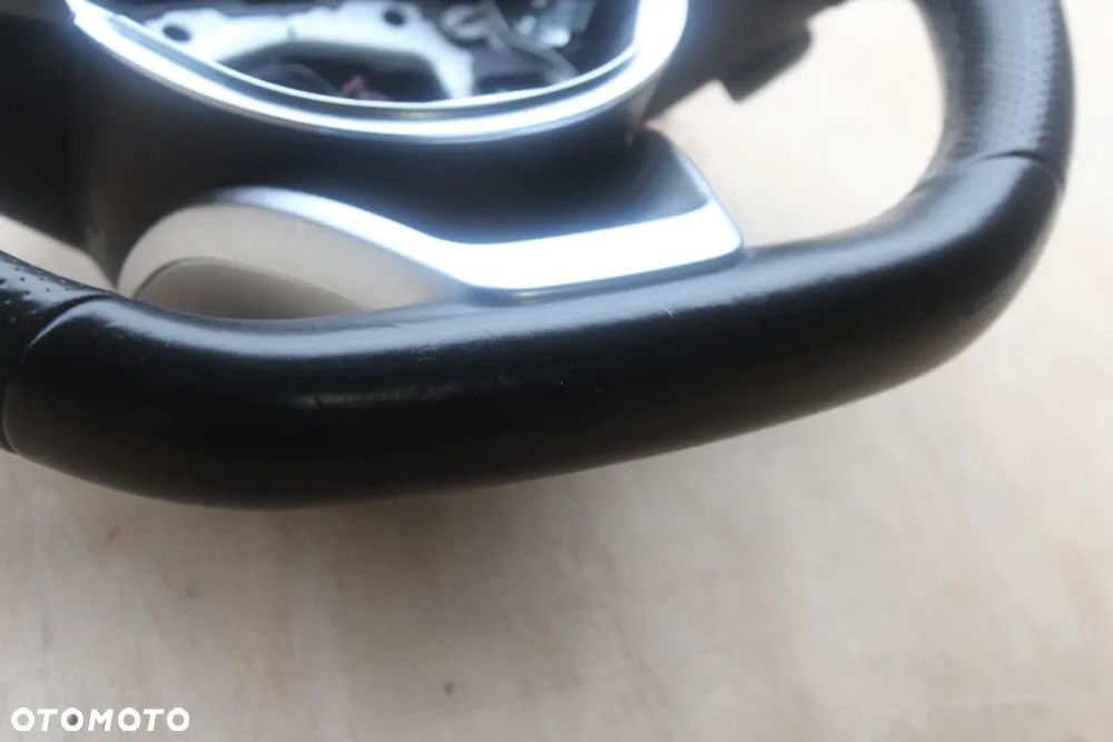 KIEROWNICA MULTIFUNKCJA SKÓRA ŁOPATKI MERCEDES W213 A0004606203 2018 - 10