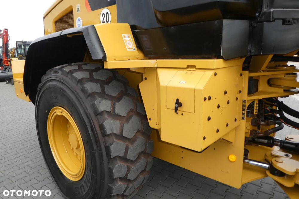 Caterpillar 938 M Z NIEMIEC ŁYZKA WIDŁY - 10