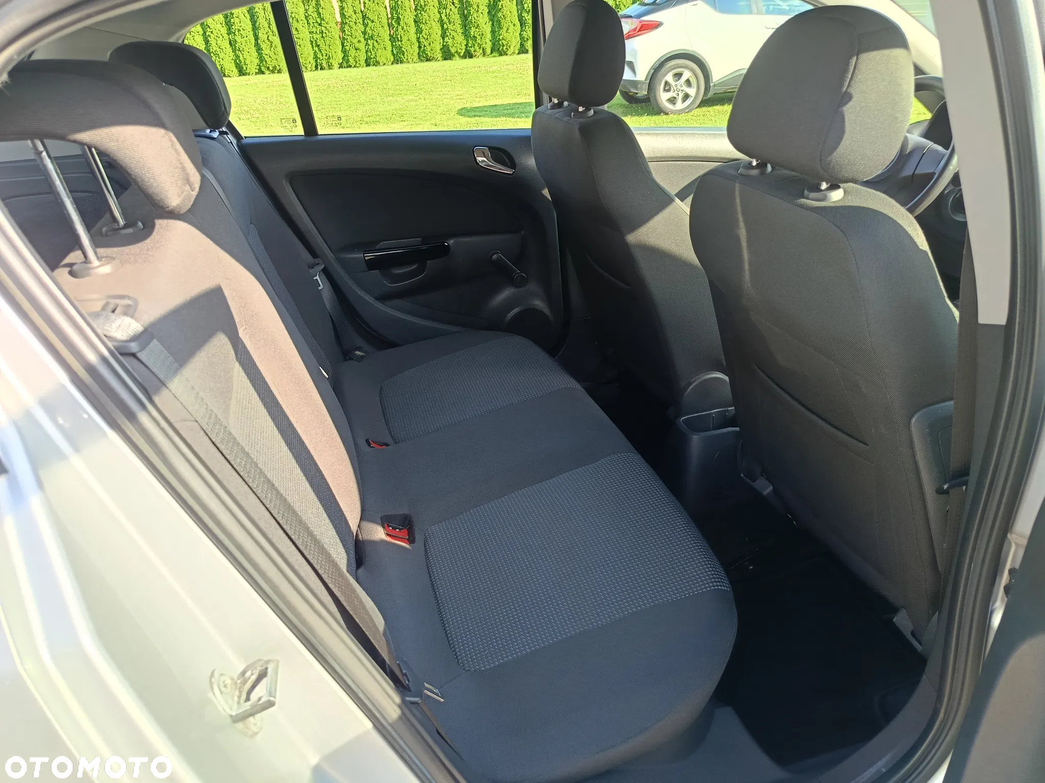 Opel Corsa 1.2 16V Edition - 26