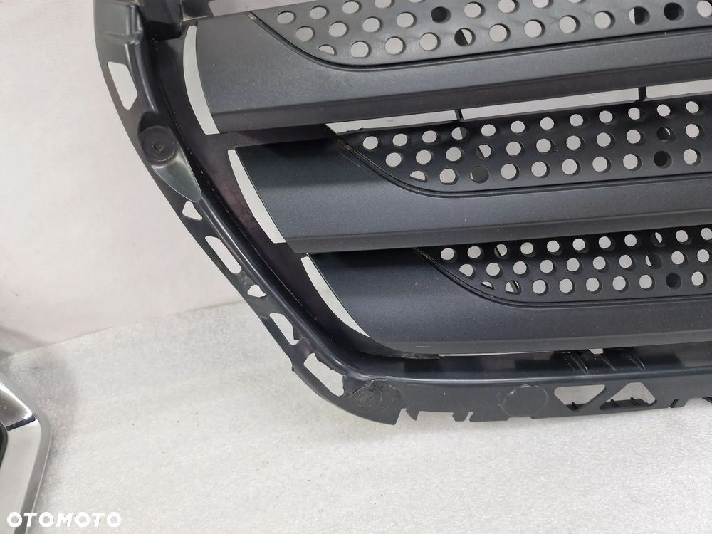 MERCEDES SPRINTER W906 LIFT 13- ATRAPA / GRILL PRZEDNI PRZÓD , NR A9068880523 / A9068800785 / A9068800885 , NR AUKCJI GL806 - 3