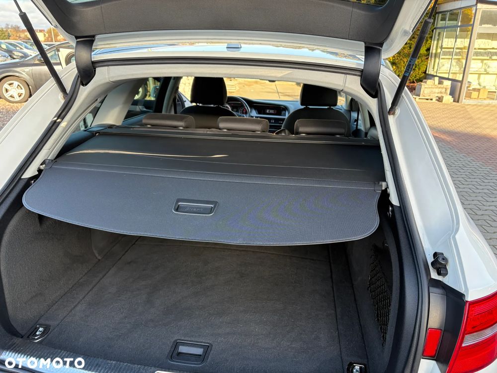 Audi A4 Avant 2.0 TDI DPF clean diesel multitronic Attraction - 9