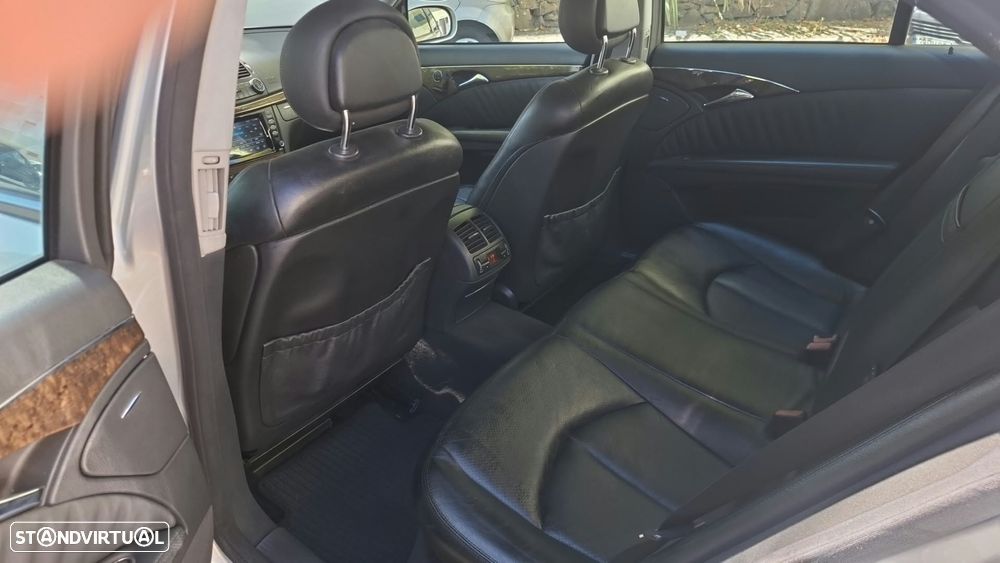 Mercedes-Benz E 270 - 11