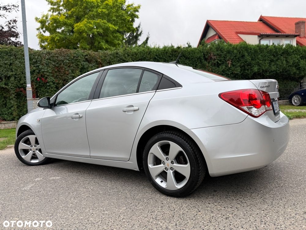 Chevrolet Cruze 1.8 LTZ+ - 5