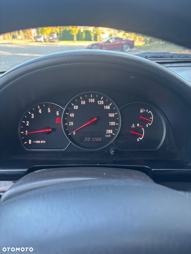 Suzuki Grand Vitara 2.0 TD Limited - 12