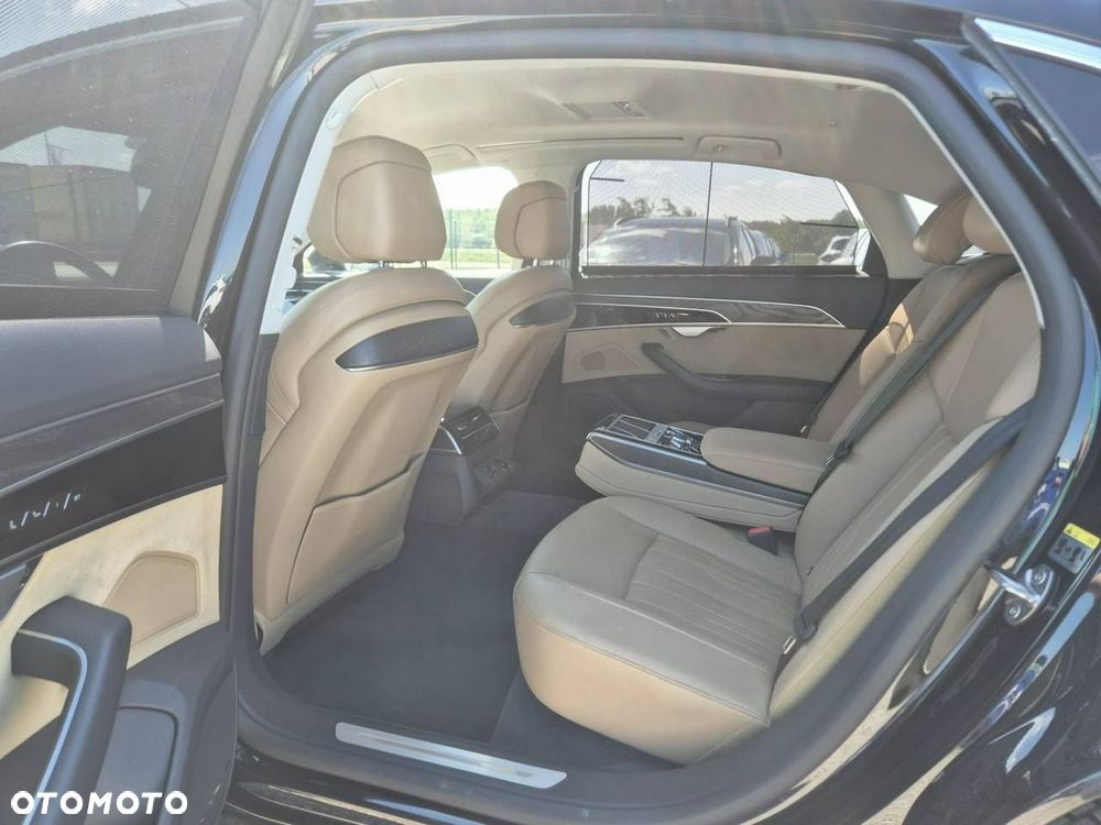 Audi A8 - 16