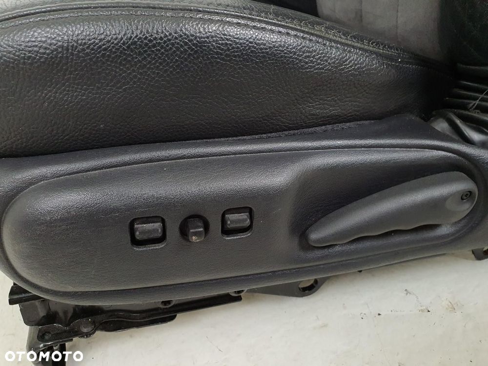 FOTEL KIEROWCY LEWY PRZÓD CHRYSLER SEBRING I EURO - 8