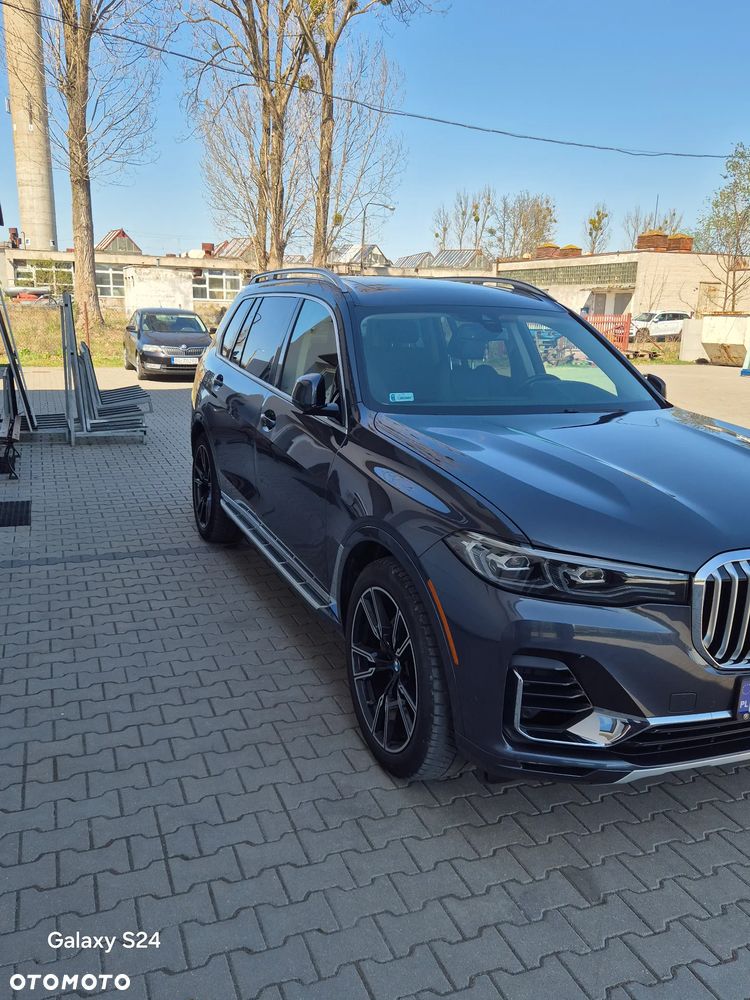 BMW X7 xDrive40i mHEV - 10