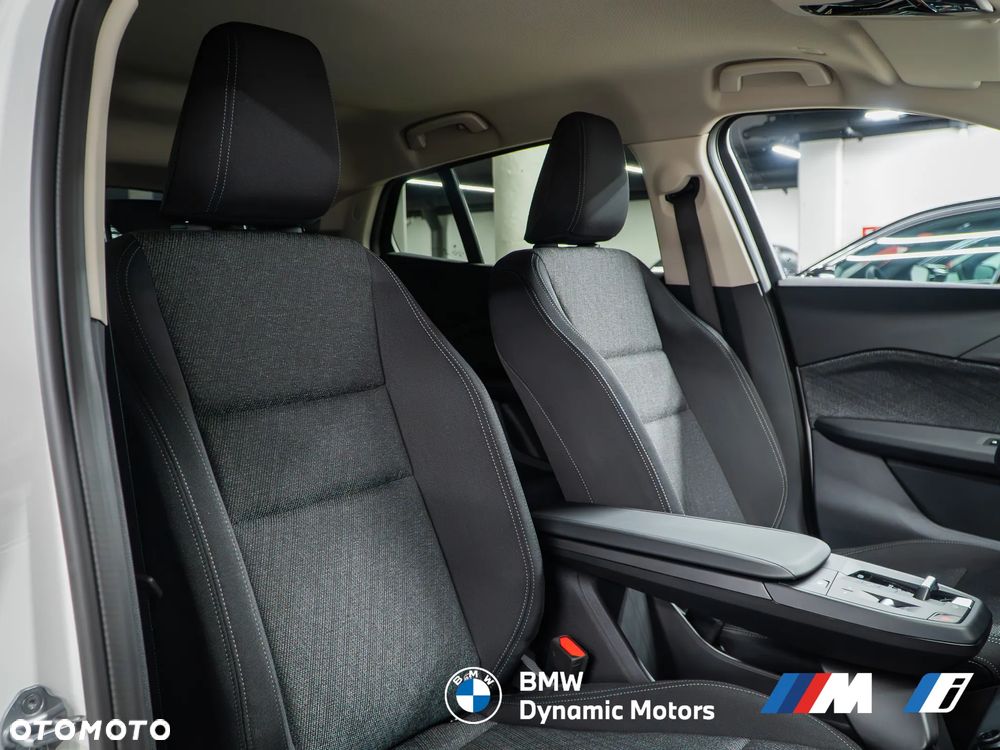 BMW iX2 eDrive20 - 20