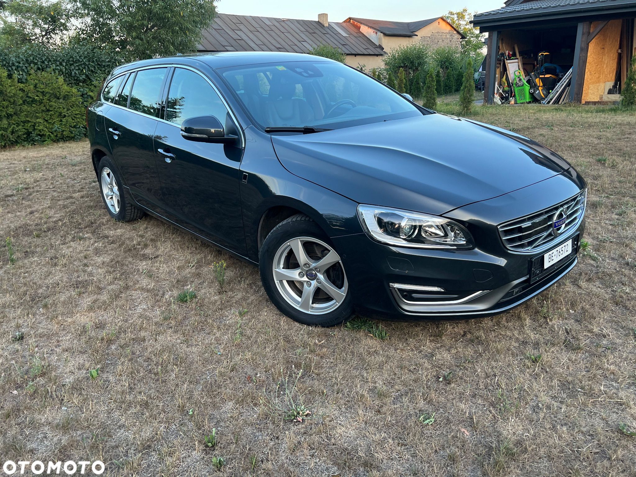 Volvo V60 D5 AWD Geartronic Summum - 1