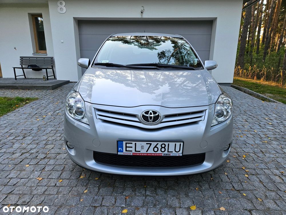 Toyota Auris 1.6 Premium - 27