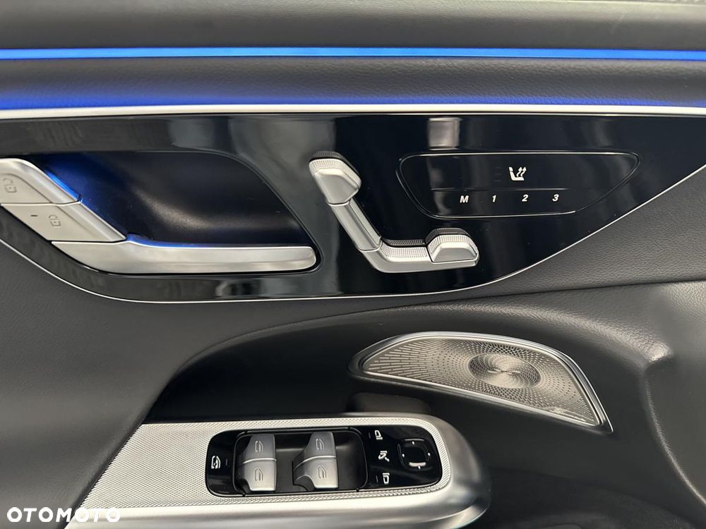 Mercedes-Benz Klasa E 300 de PHEV 4-Matic All-Terrain Avantgarde 9G-Tronic - 12
