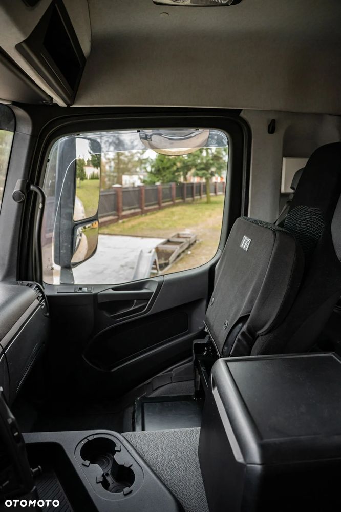 Mercedes-Benz Arocs 3746 MP5 10m3 rok 2022 Putzmeister - 31