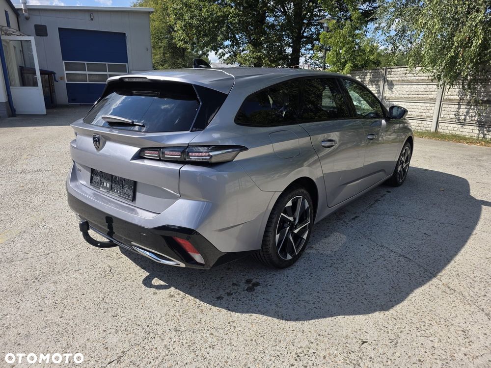 Peugeot 308 1.2 mHEV Active Pack S&S e-DCS6 - 4