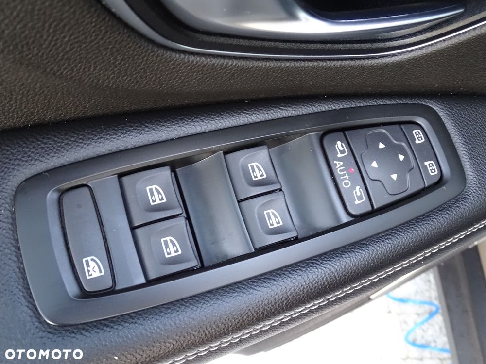 Renault Grand Scenic Energy TCe 130 S&S Bose Edition - 24